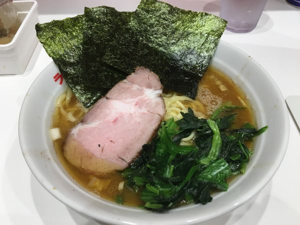 「ラーメン(全部普通)」@ラーメン 三浦家の写真