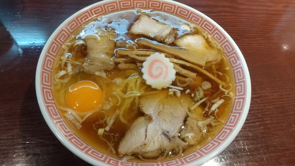 「月見中華そば850円」@中華そば えもとの写真