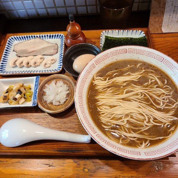 「茸(マッシュルーム)¥950、トリュフ煮卵¥100」@炭火焼濃厚中華そば 倫道の写真