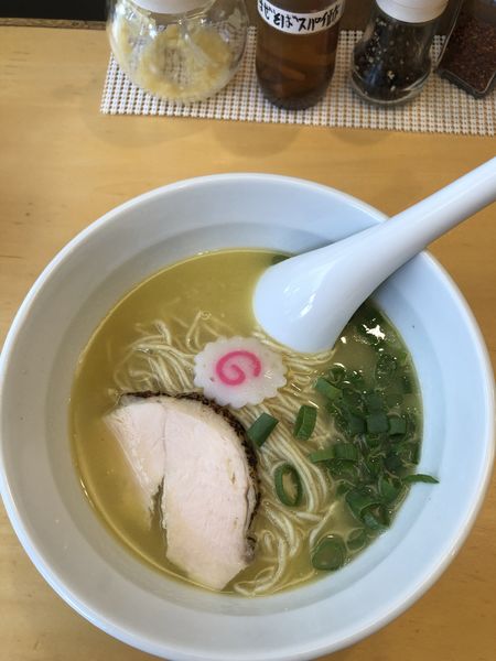 「鶏塩ラーメン」@ラーメン屋 つるんの写真