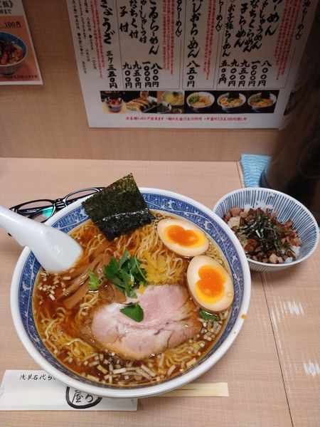 「玉子らーめん　中盛　950円」@与ろゐ屋の写真