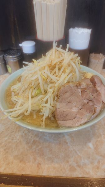 「大ラーメン  野菜マシ  ニンニク  油」@肉汁らーめん 公 kimiの写真