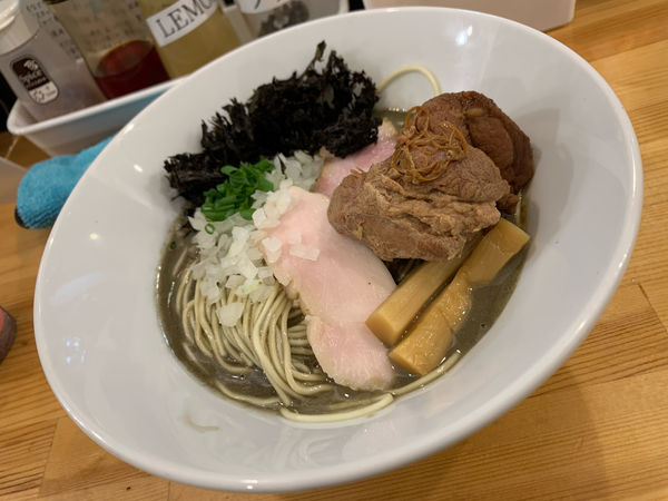 「濃厚煮干しらーめん」@煮干らーめん 川むらの写真