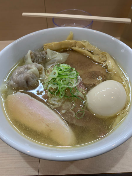 「特製塩中華そば」@手揉み中華そば 中村の写真