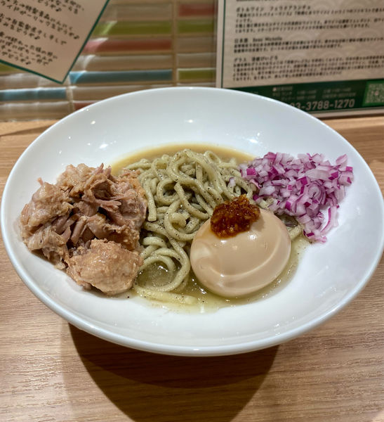 「肉にぼにぼちーの¥1000&青森にんにく醤油漬け味玉¥100」@煮干し Noodles Nibo Nibo Cinoの写真
