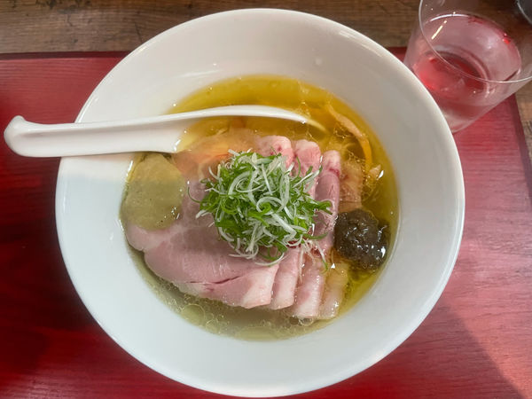 「味玉焼豚塩蕎麦」@神保町黒須の写真