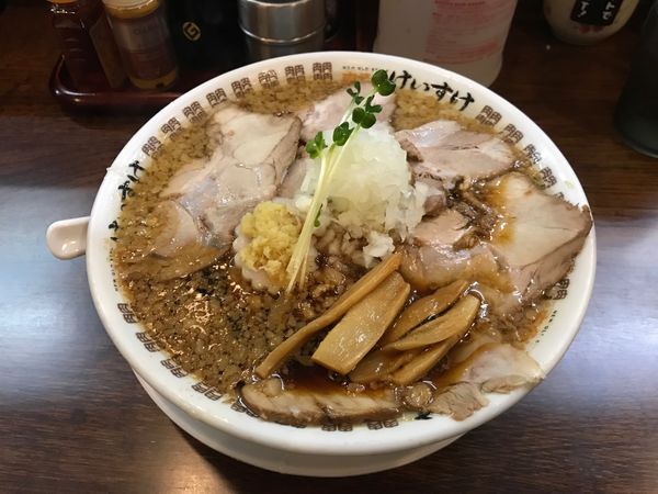 「肉そば背脂醤油」@New Old Style 肉そばけいすけの写真