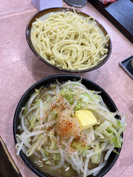 「もり野菜 880円 塩に変更30円 バター 50円」@所沢大勝軒の写真