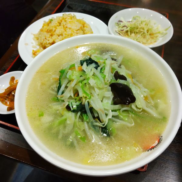 「野菜湯麺＋小炒飯（￥500）※」@マルヤス酒場 蒲田店の写真
