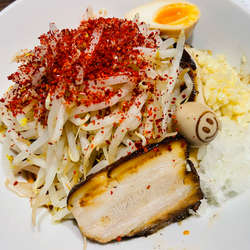 辛マンモスまぜそば