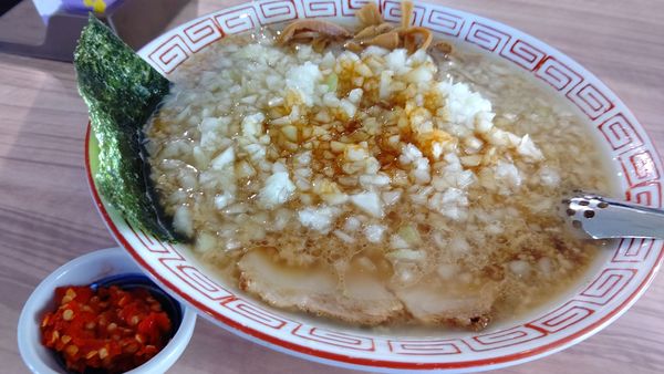 「こってり醤油ラーメン６５０円激辛とうがらし玉ねぎ増し１５０」@中華そば専門店 びんびん亭 瑞穂店の写真