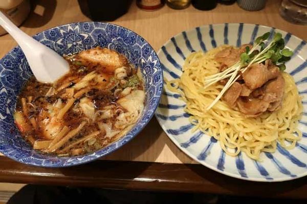「つけ麺　650円にワンタントッピング　100円X2」@肉厚わんたん麺と手作り焼売 ら麺亭 浅草支店の写真