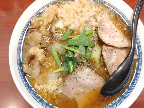 「特製スタミナ中華（にんにく少し、あぶら）」@中華そば たた味の写真