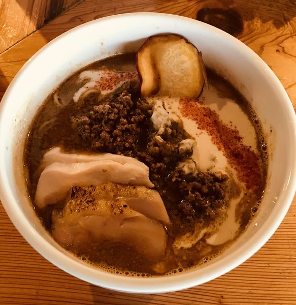 「限定 秋刀魚と味噌のそば(サケの白子ソースがけ) ¥1200」@麺処 図鑑の写真