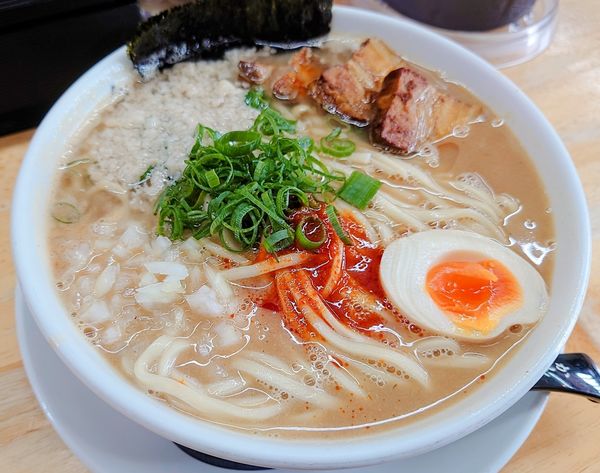 「鹿児島ラーメン【期間·数量限定】」@麺屋 白神の写真