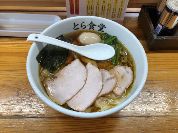 「焼豚ワンタン麺」@とら食堂の写真