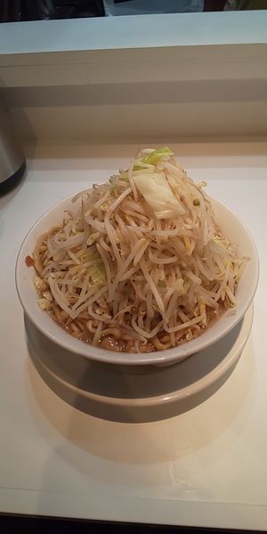 「ラーメン 中 野菜マシ」@ラーメン クマジロウの写真