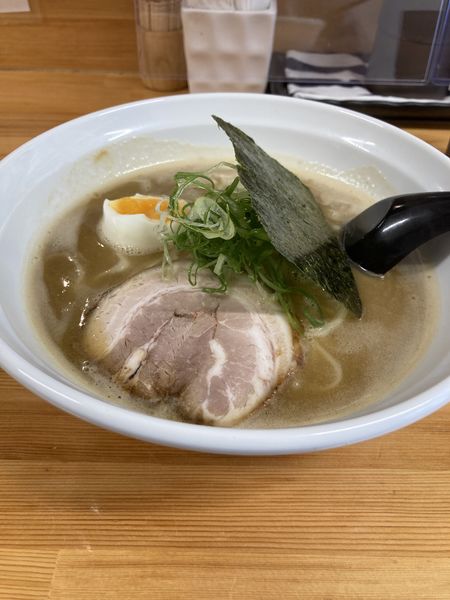 「ラーメン・替え玉（９５０円）」@いっぽしの写真