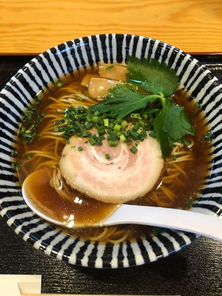 「醬油らぁめん」@らぁめん勝ちどきの写真