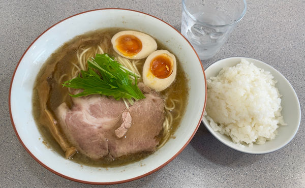 「味玉塩ラーメン & 半ライス」@麺屋 白頭鷲の写真