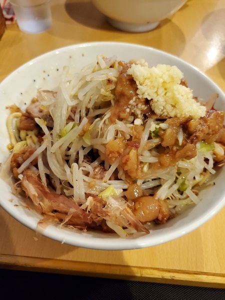 「汁なし　やさい　にんにく　あぶら　からめ」@ピコピコポンの写真