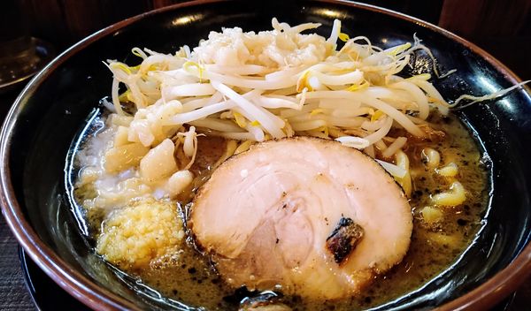 「ラーメン小」@麺や豚髭の写真