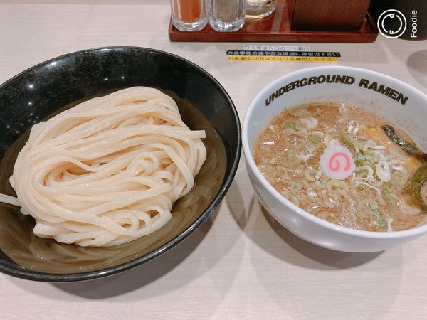 「濃厚つけ麺」@UNDERGROUND RAMEN 頑者 コクーンシティさいたま新都心店の写真