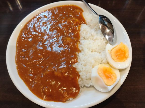 「Ｂセット（チキンカレー＋半中華そば）　９８０円　※」@のりや食堂の写真