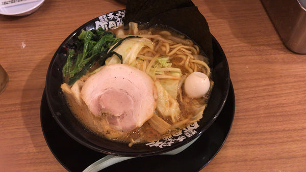 「味噌ラーメン　￥800」@町田商店 小岩店の写真