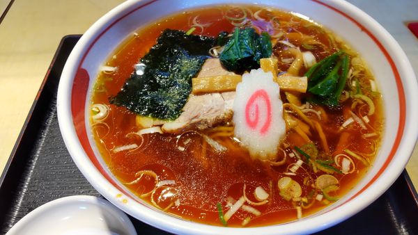 「醤油らーめん616円税込み」@正楽園の写真