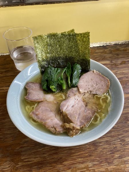 「チャーシューメン＋国産ほうれん草」@まこと家の写真