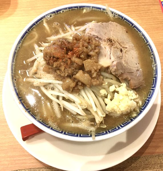 「G系ｲﾝｽﾊﾟｲﾔ･ﾆﾝﾆｸ特もやし豚骨ラーメン(759¥)」@大志軒 須賀川店の写真
