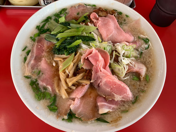 「パイカチャーシュー麺」@ラーメンスタンド とん平食堂の写真