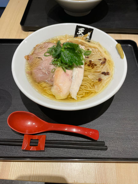 「白醤油らーめん」@超純水採麺 天国屋の写真