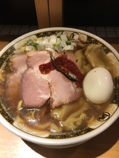 「すごい煮干しラーメン」@すごい煮干ラーメン凪 新宿ゴールデン街店 別館の写真