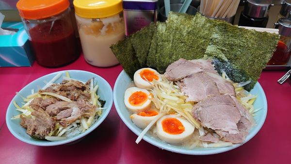 「ネギチャーシューメン、太麺、他」@ラーメンショップ 牛久結束店の写真