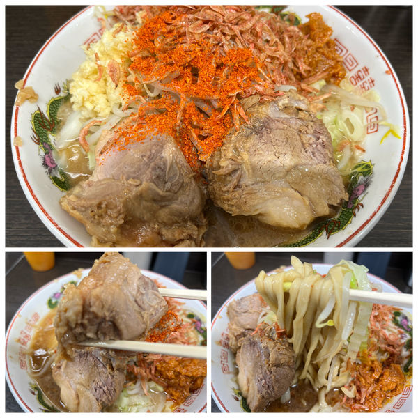 「小ラーメン 800円 トムヤンクン 100円 ニンニク」@ラーメン二郎 川越店の写真