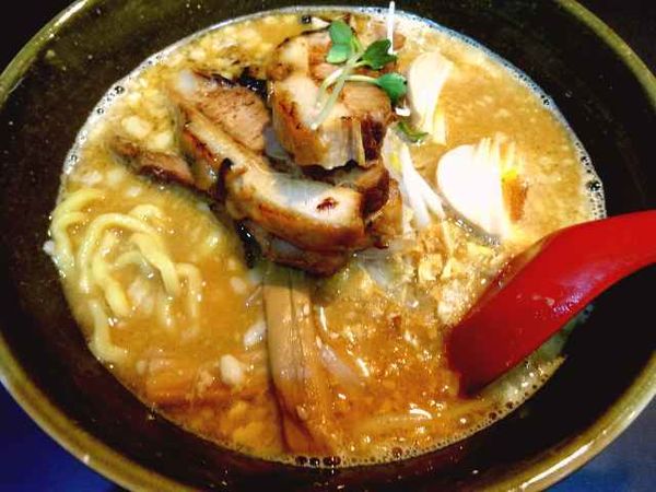 「得製濃厚味噌らーめん(1,000円)」@濃厚味噌らーめん ぶるんちょの写真