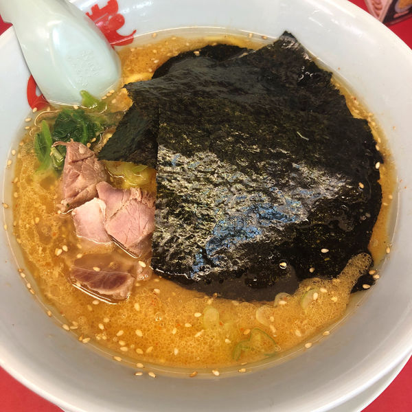 「特製味噌ラーメン 770円 コロチャー」@ラーメン山岡家 太田店の写真
