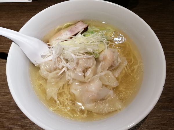 「雲呑麺　塩　　880円」@雲呑麺のお店 おんわの写真