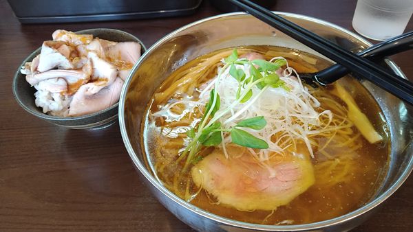 「醤油そばミニポーク丼セット」@RAMEN ブリキの木こりの写真