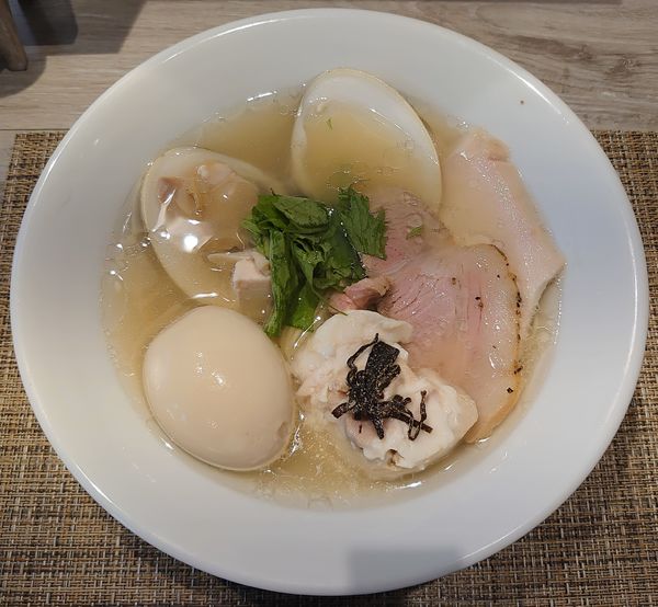 「特製地蛤中華蕎麦・塩(1200円)」@LOKAHiの写真