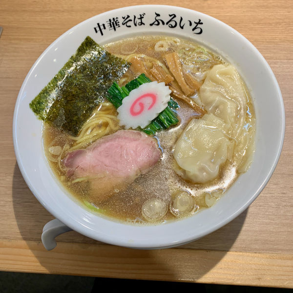 ワンタン中華そば（醤油）