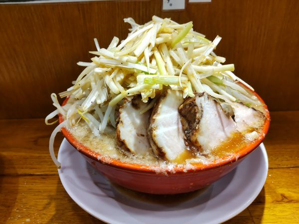「ネギらーめん ヤサイ、アブラ」@らーめんバリ男 大門店の写真