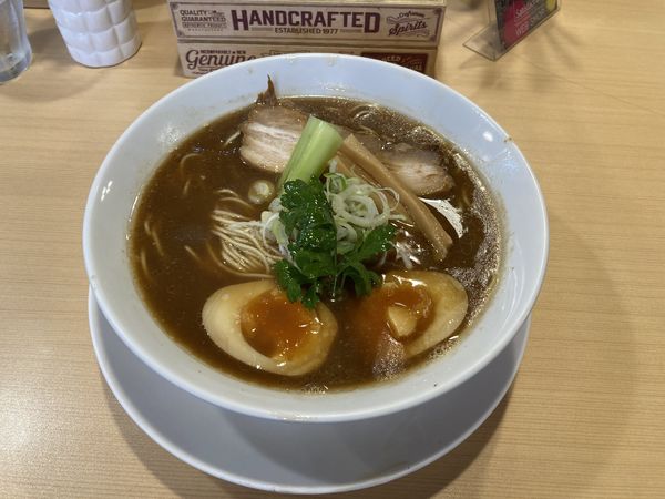 「煮干し醤油そば（ハード）」@らーめんDINING れんげの写真