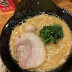 ラーメン醤油＋ライス