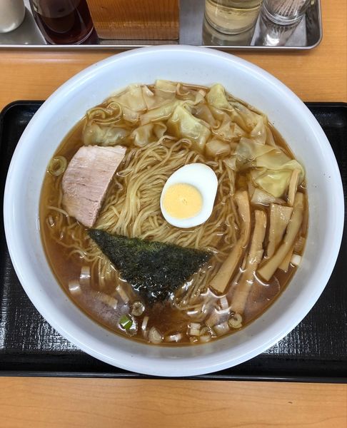 「ワンタンめん1.5玉（￥900）」@らーめん どんぐりの写真