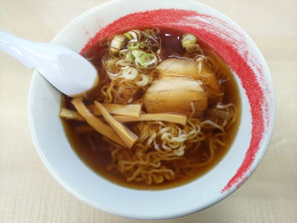 「中太らーめん　680円」@丸山らーめんの写真