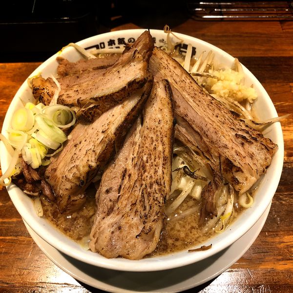 「本気の炙り焼豚そば 1.000円」@本気の焼豚 プルプル食堂の写真