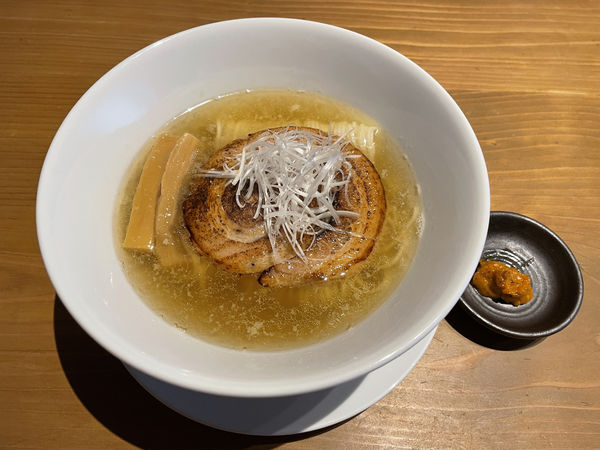 「限定・鳥そば塩800円」@鯛骨らぁ麺 あぐらの写真